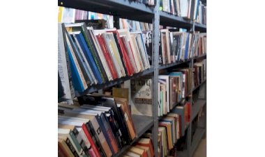 Compro Livros Usados, CDs, DVDs, Vinil, Brinquedos Antigos - WhatsApp 11912915070 - Mande msn