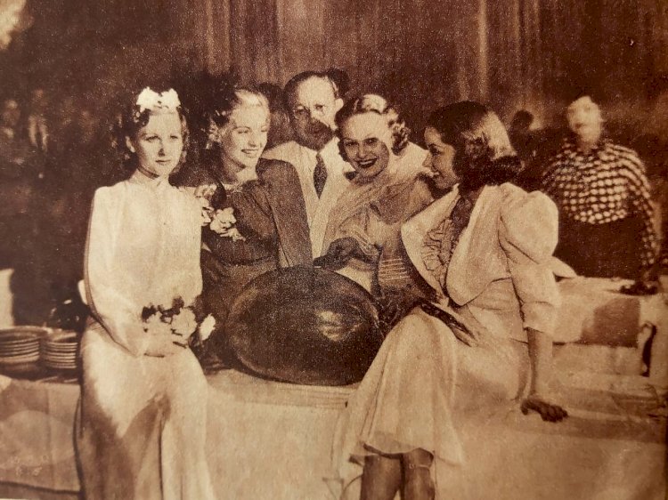 1937 - Charles R. Rogers, vice-presidente da Nova Universal