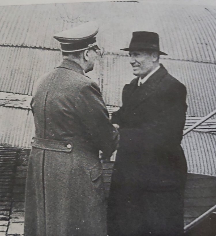 1943 - O encontro de Hitler e Mussolini depois da libertação do Duce